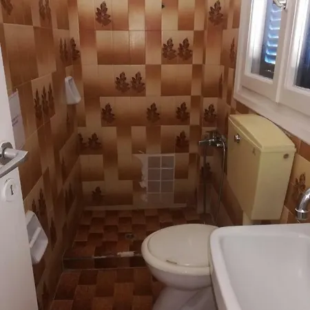Festos - Apts - Rooms Hotel *